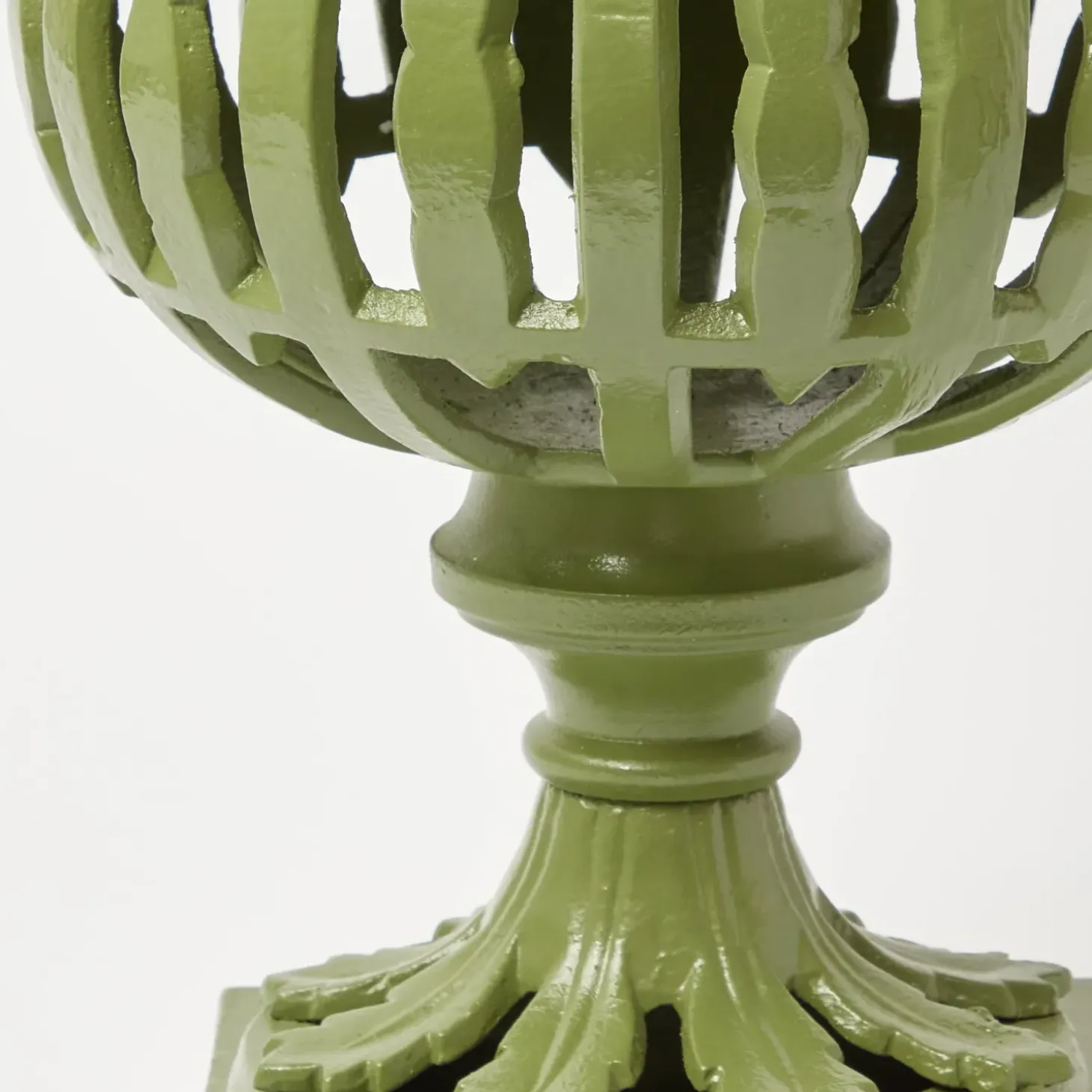 Adelaide Green Lattice Urn & Pedestal