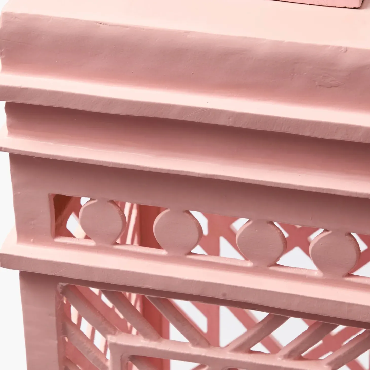 Adelaide Pink Lattice Urn & Pedestal