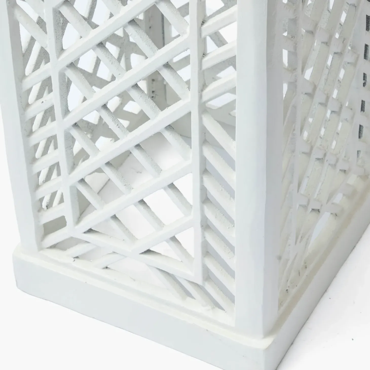 Adelaide White Lattice Urn & Pedestal