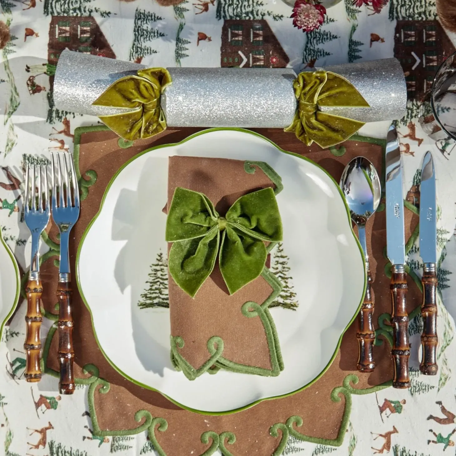 Angelina Chestnut & Green Placemats & Napkins (Set of 4)