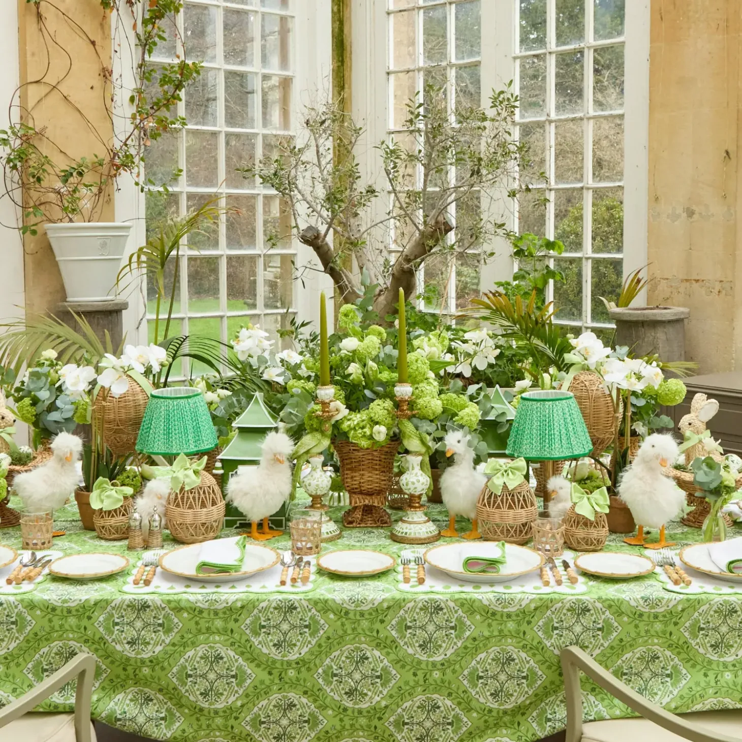 Apple Green Bow Pagoda Lantern