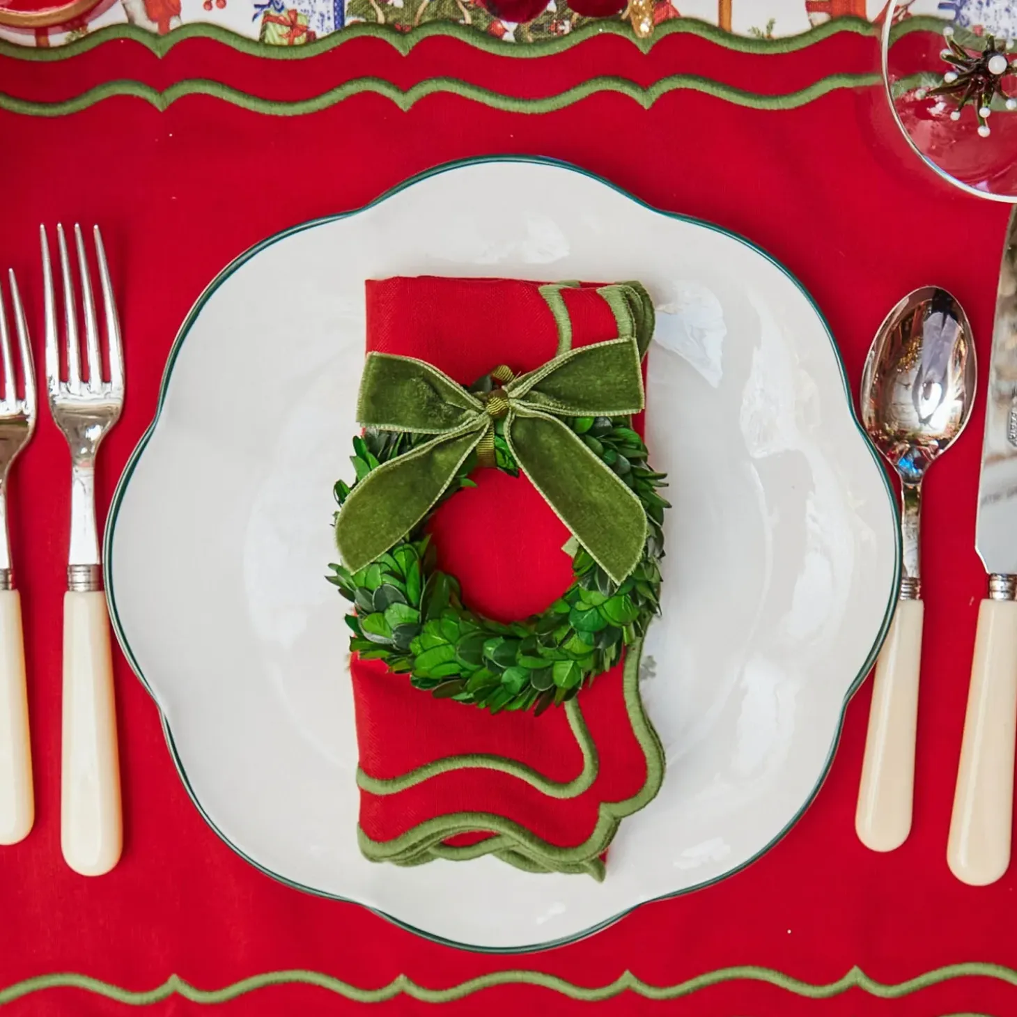 Boxwood Wreath (Set of 4)
