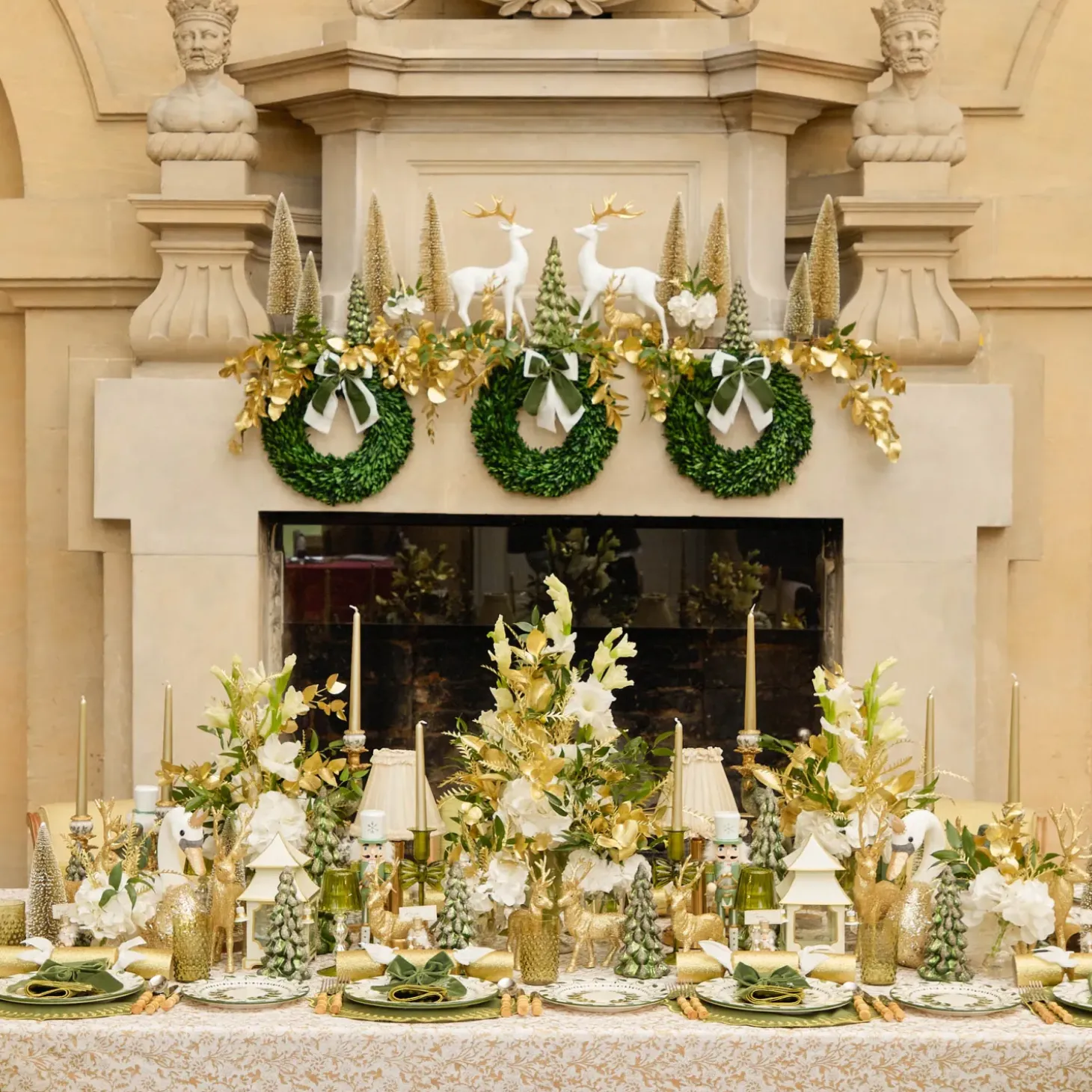 Celine Green Glass Bow Candlescape (Gold)