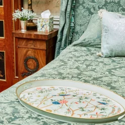 Chinoiserie Tole Oval Tray