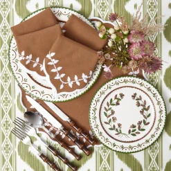 Chocolate Bow Laurel Placemats & Napkins (Set of 4)
