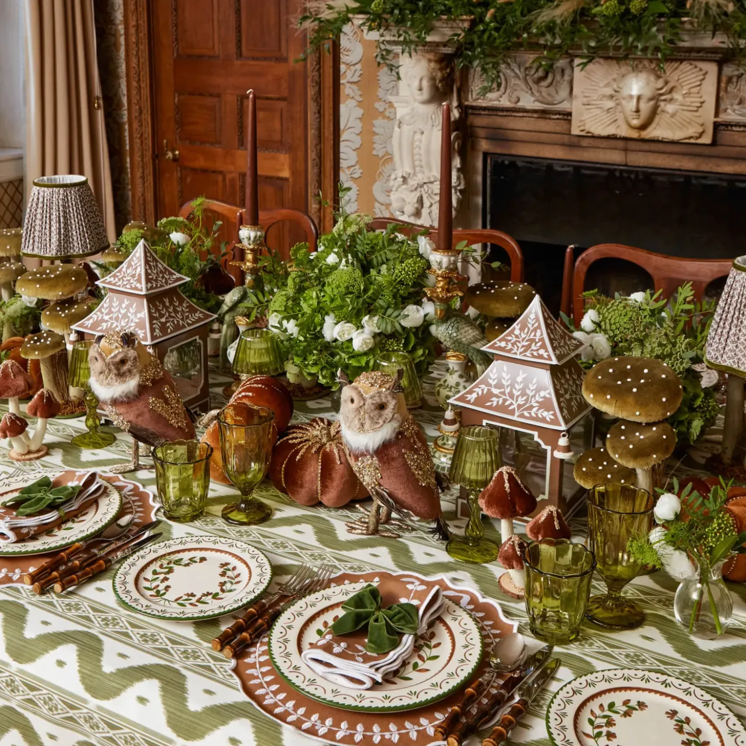 Chocolate Josephine Dinner & Starter Plates (Set of 8)