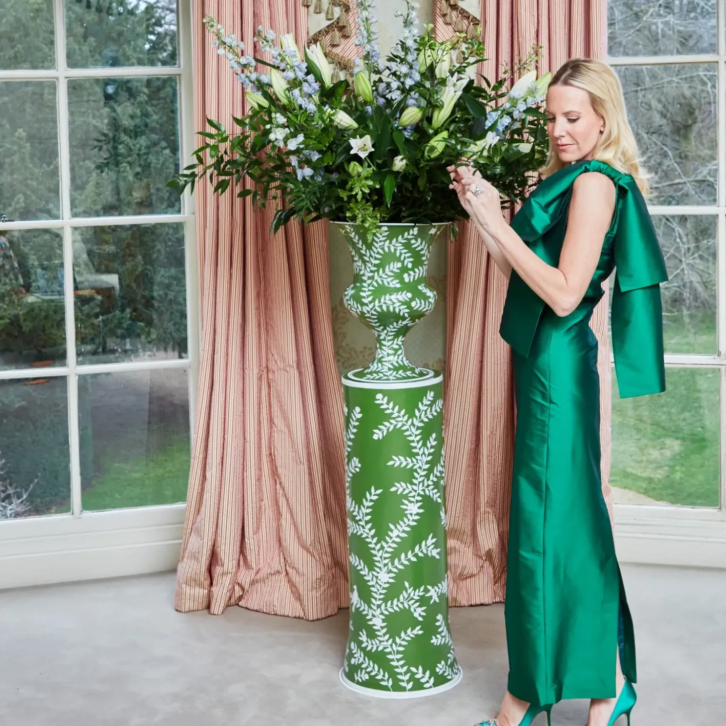 Emmeline Green Floral Urn & Pedestal