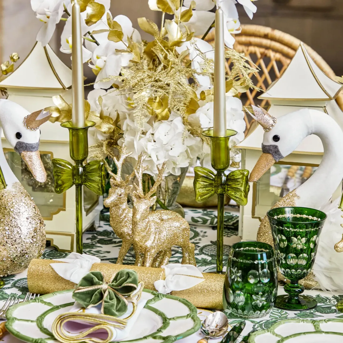 Gold Glitter Nutcracker (Pair)