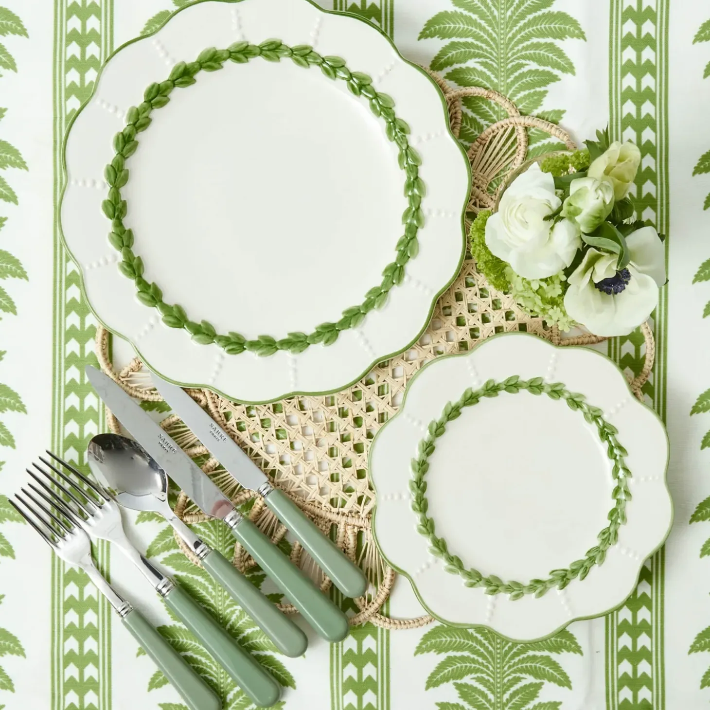 Green Laurel Starter Plates (Set of 4)