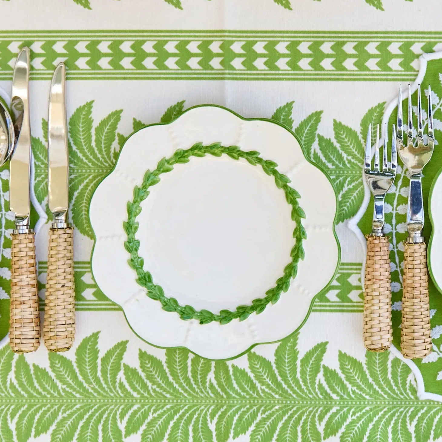 Green Laurel Starter Plates (Set of 4)