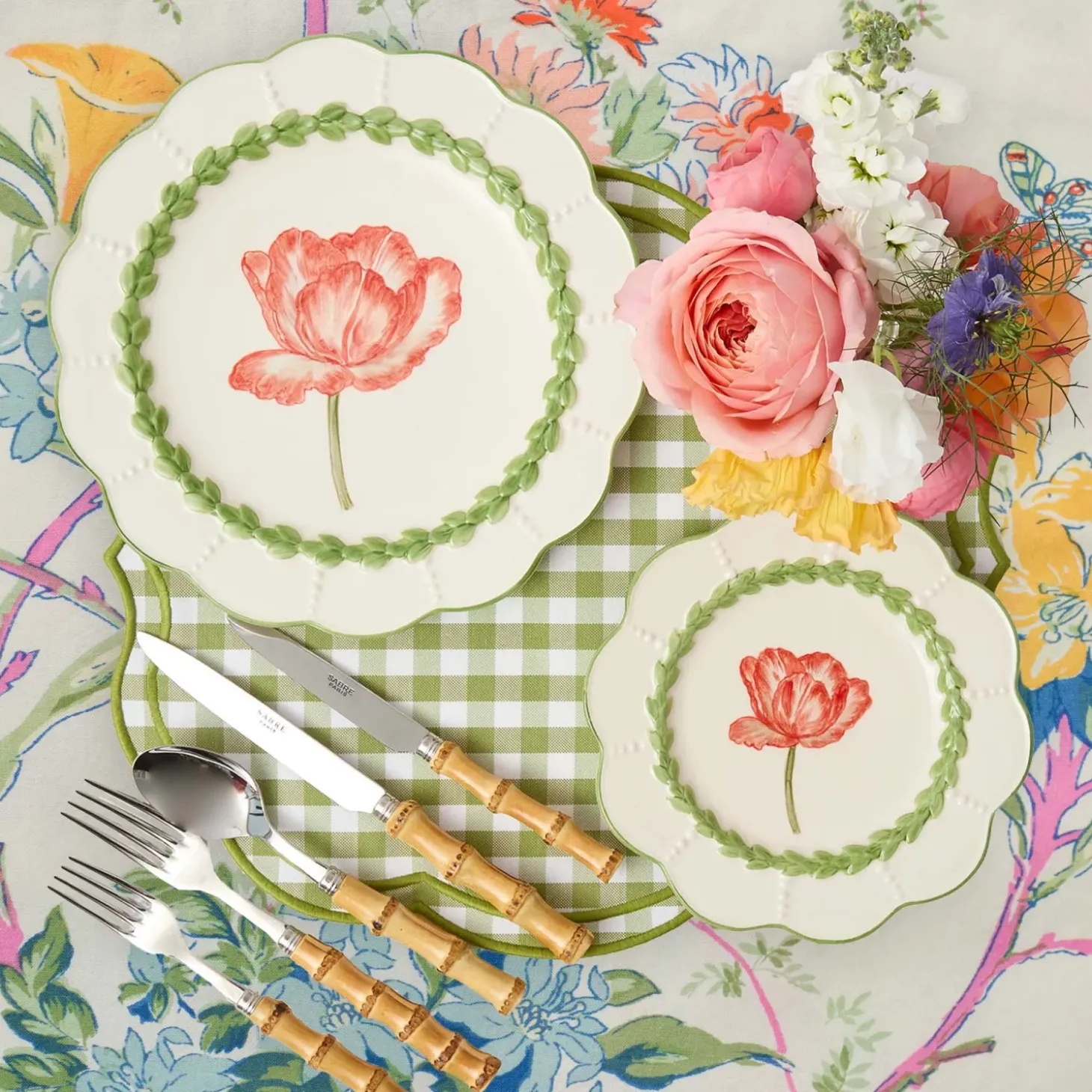 Green Laurel Tulip Dinner & Starter Plates (Set of 8)