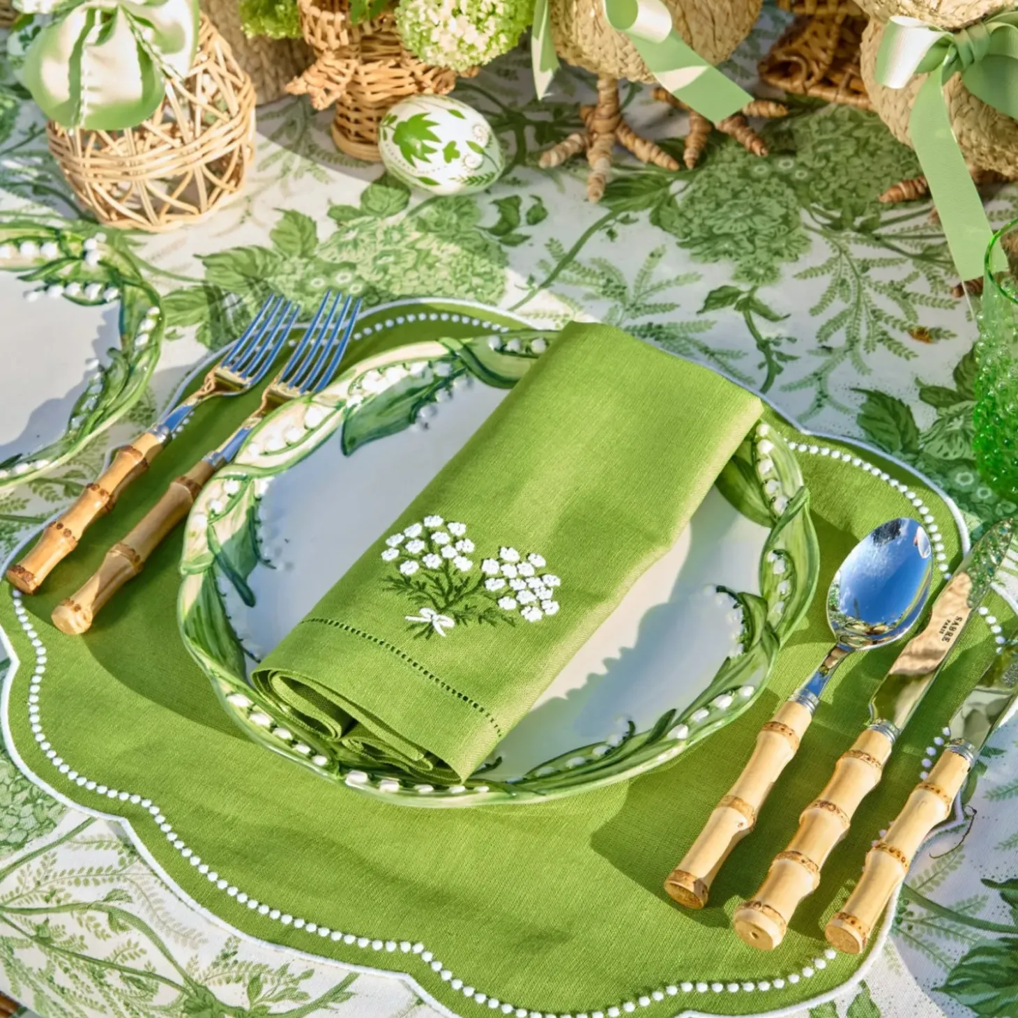 Hydrangea Green Linen Napkins (Set of 4)