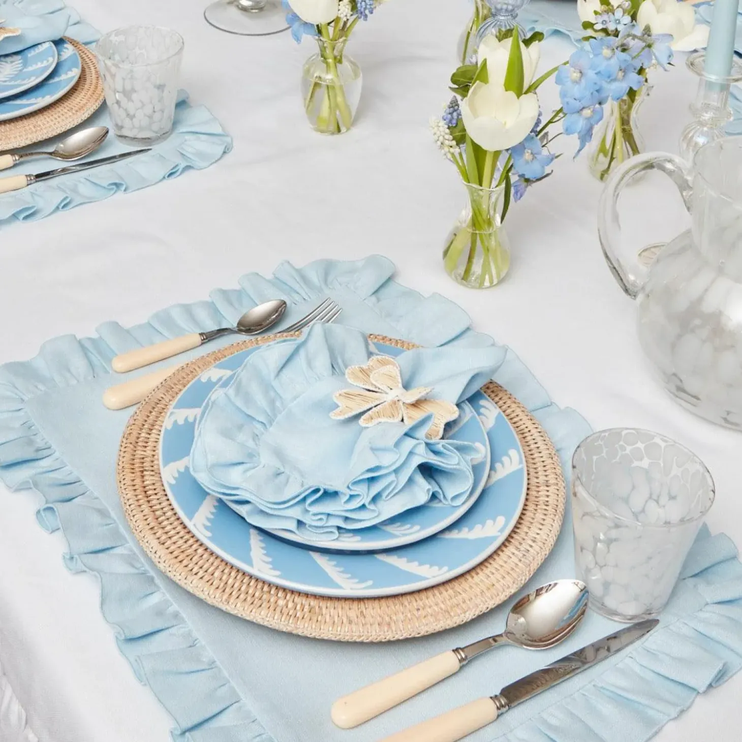 Ivory Cutlery Set (4 Piece)