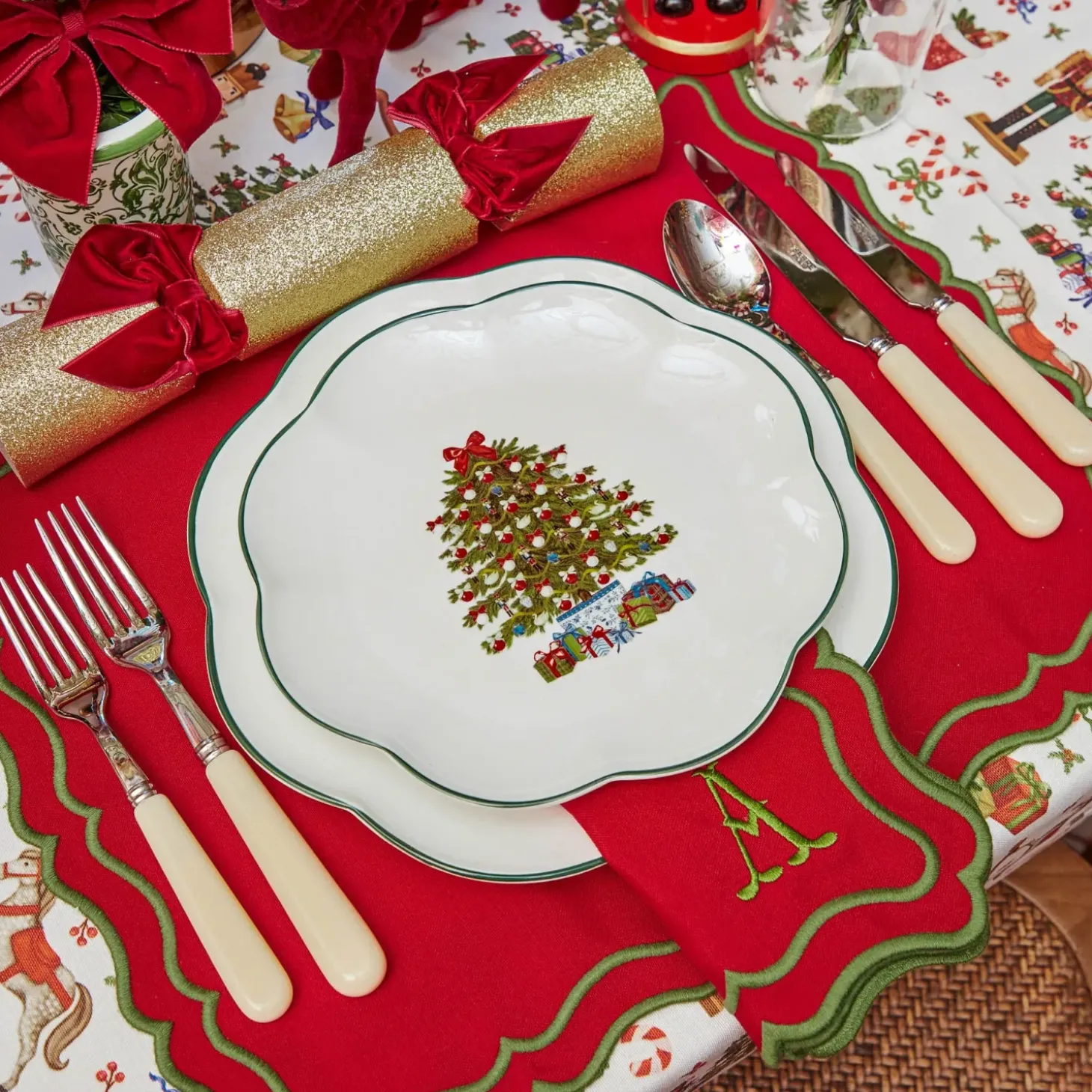Katherine Red & Green Napkins (Set of 4)