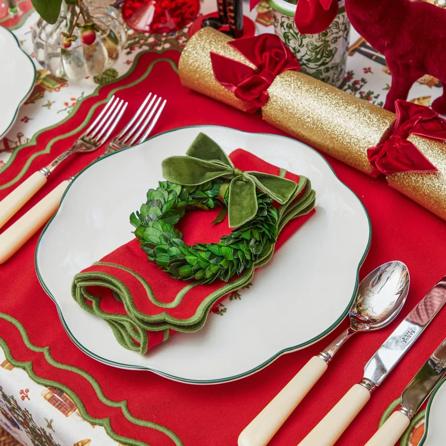 Katherine Red & Green Napkins (Set of 4)