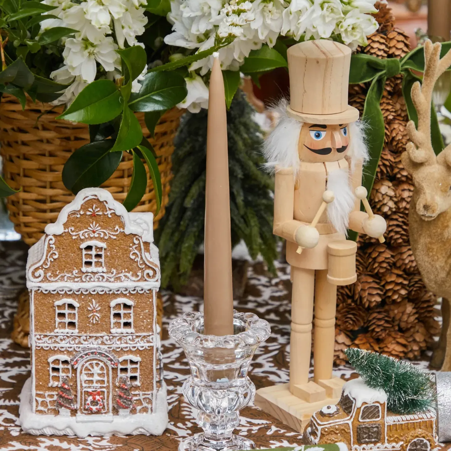 Large Natural Wooden Nutcracker (Pair)