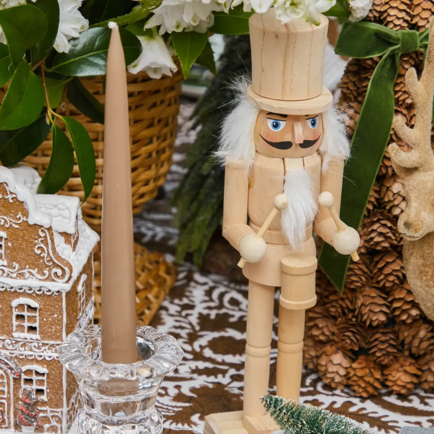 Large Natural Wooden Nutcracker (Pair)