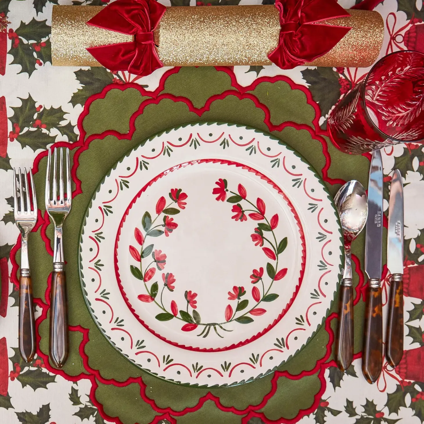 Lily Green & Red Napkins (Set of 4)