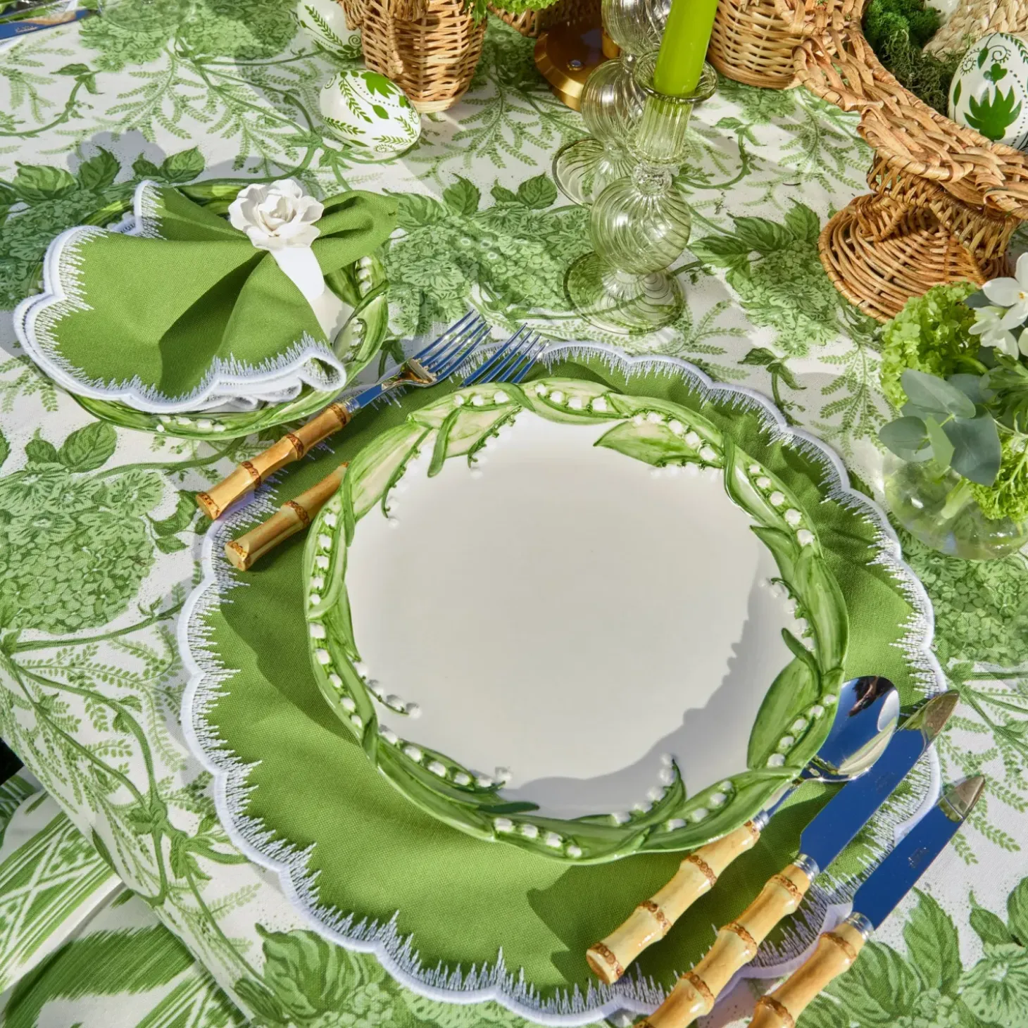 Lily of the Valley Dinner & Starter Plates (Set of 4)
