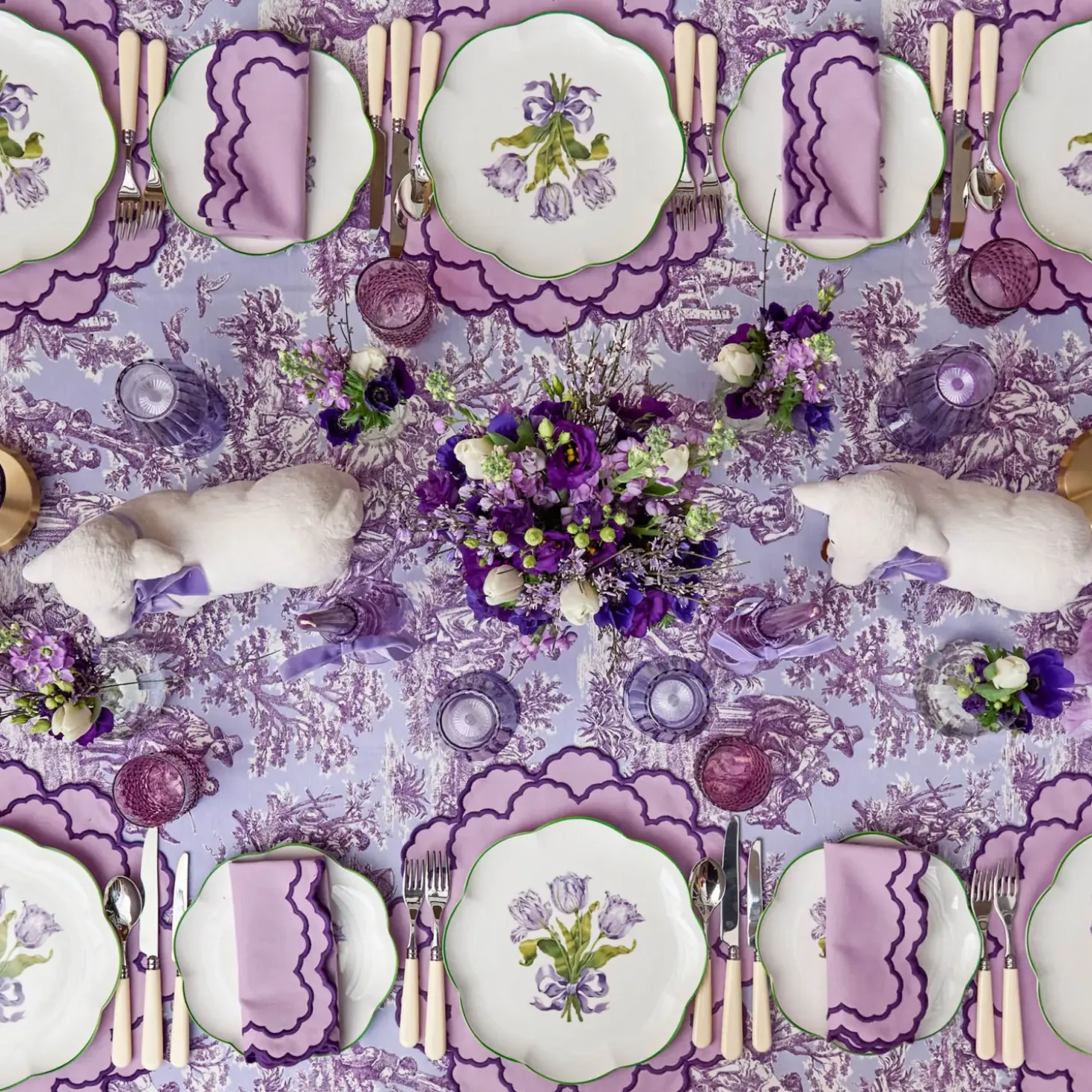 Lily Purple Napkins (Set of 4)