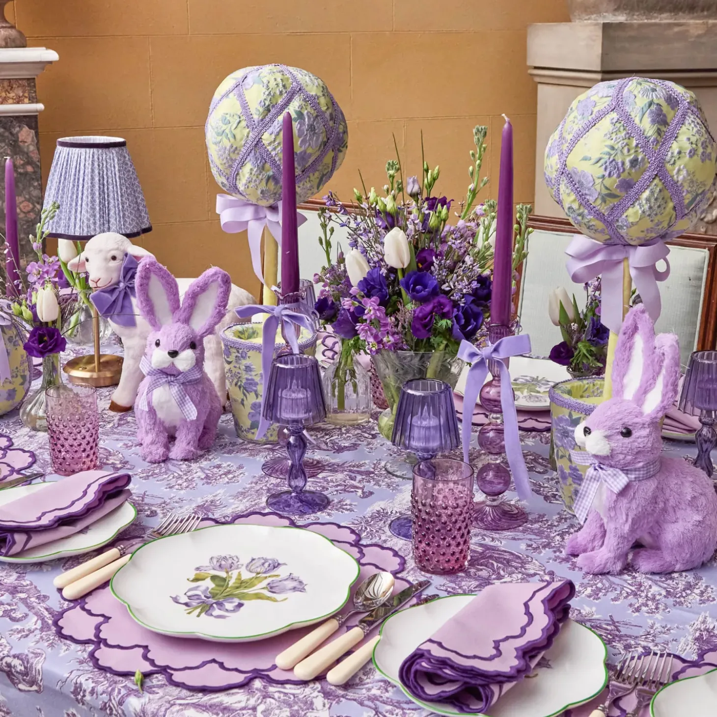 Lily Purple Napkins (Set of 4)