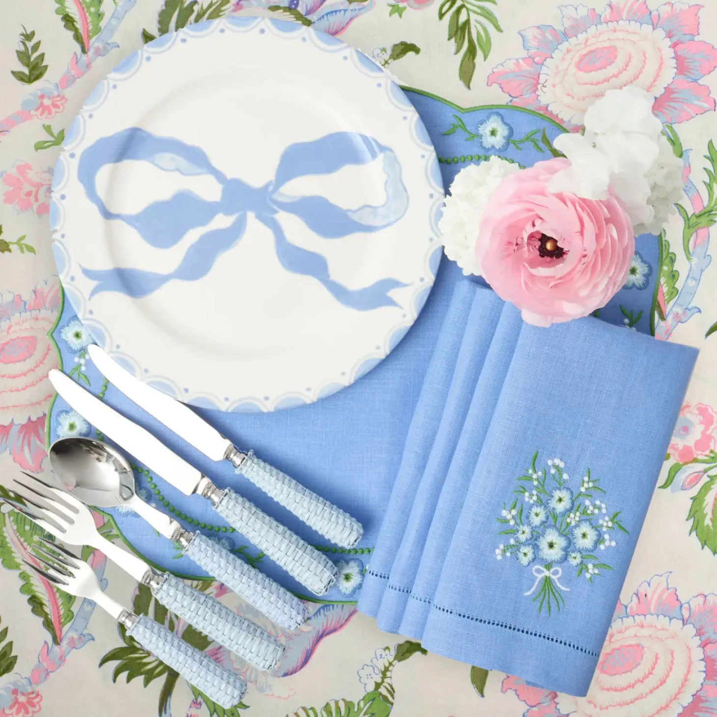 Marilyn Blue Bow Dinner Plates (Set of 4)