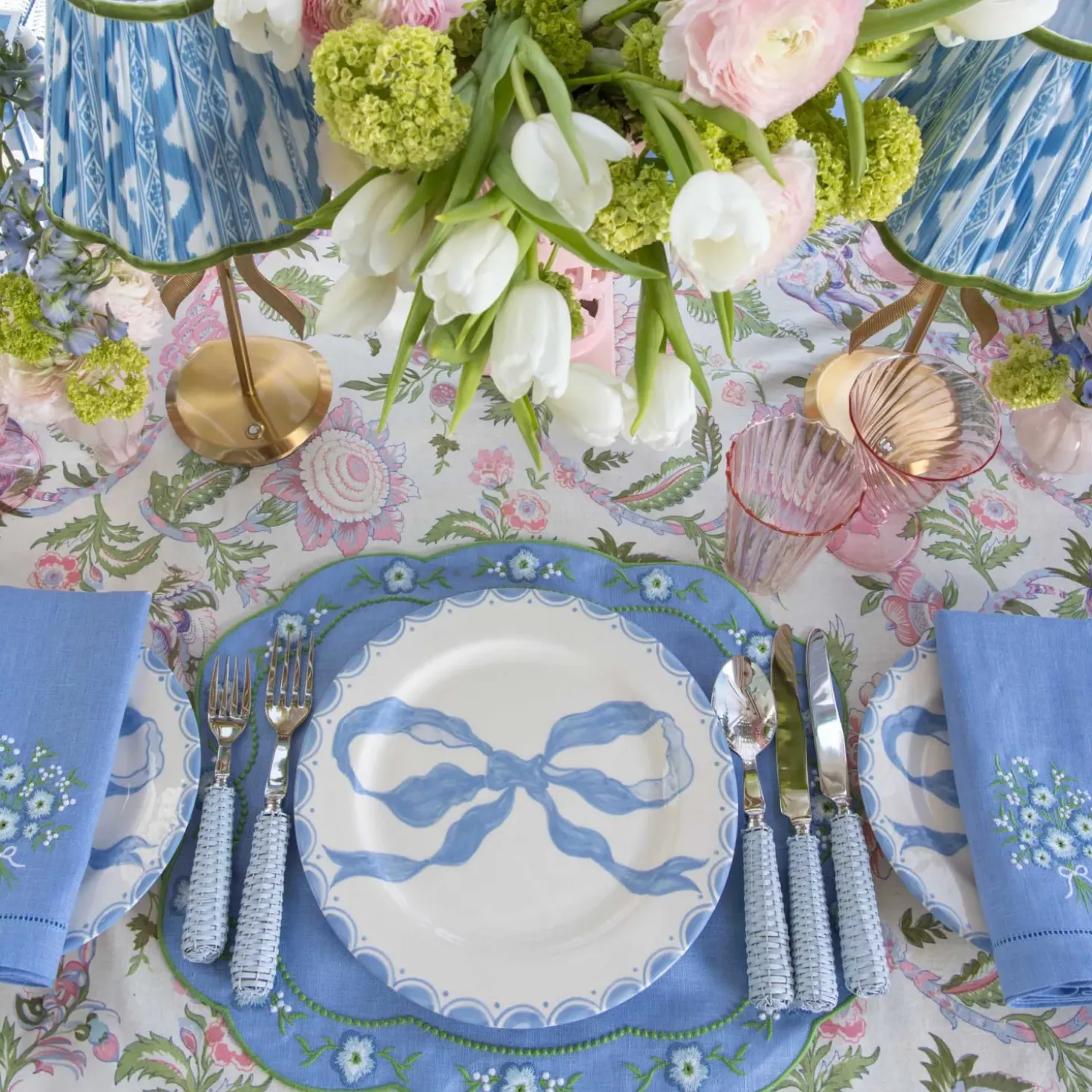 Marilyn Blue Bow Starter Plates (Set of 4)
