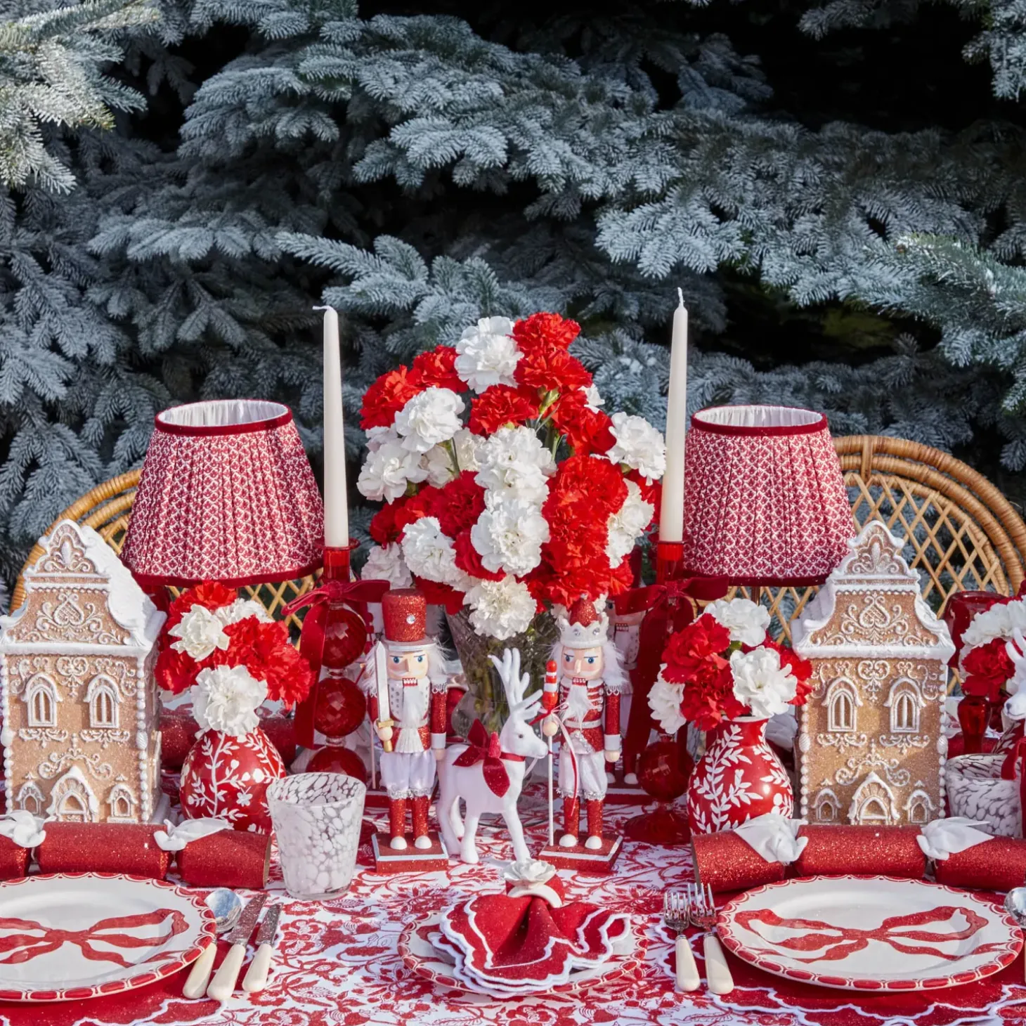 Marilyn Red Bow Starter Plates (Set of 4)