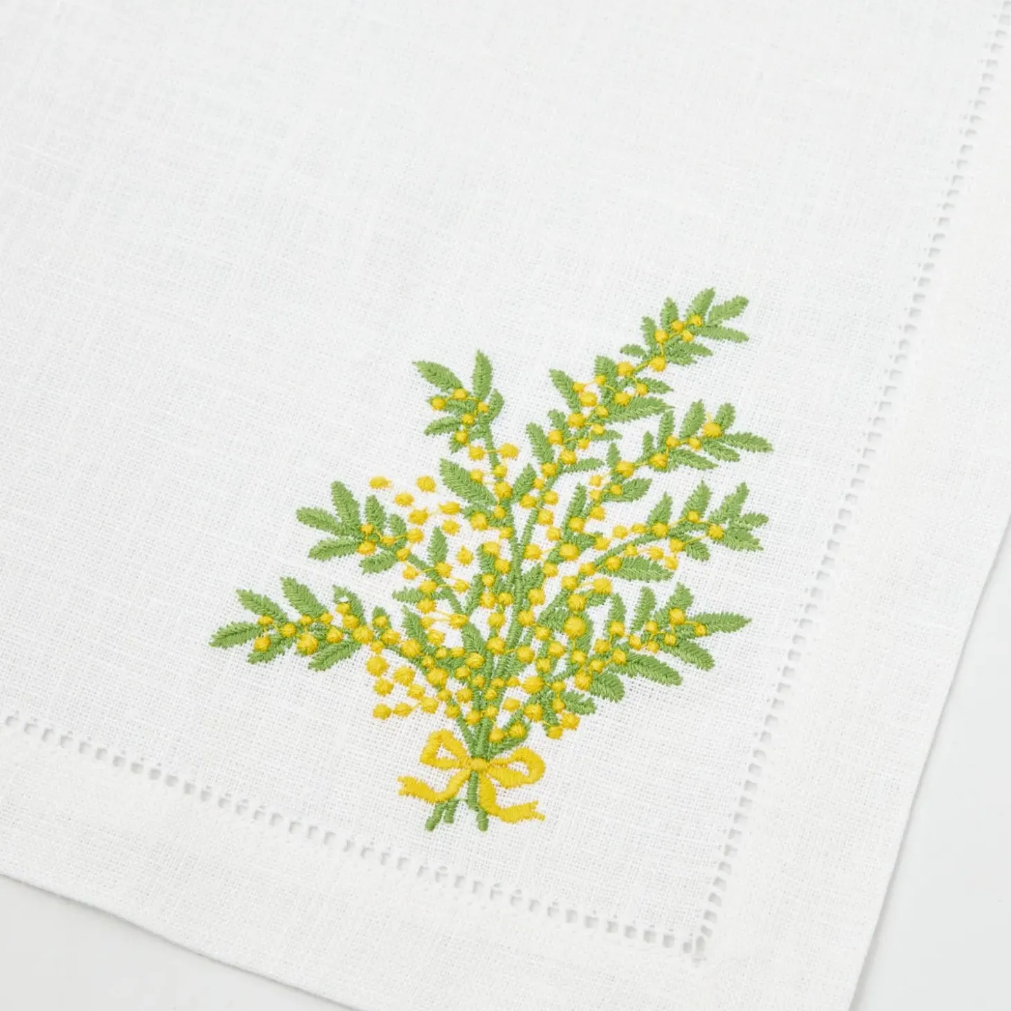 Mimosa White Linen Napkins (Set of 4)