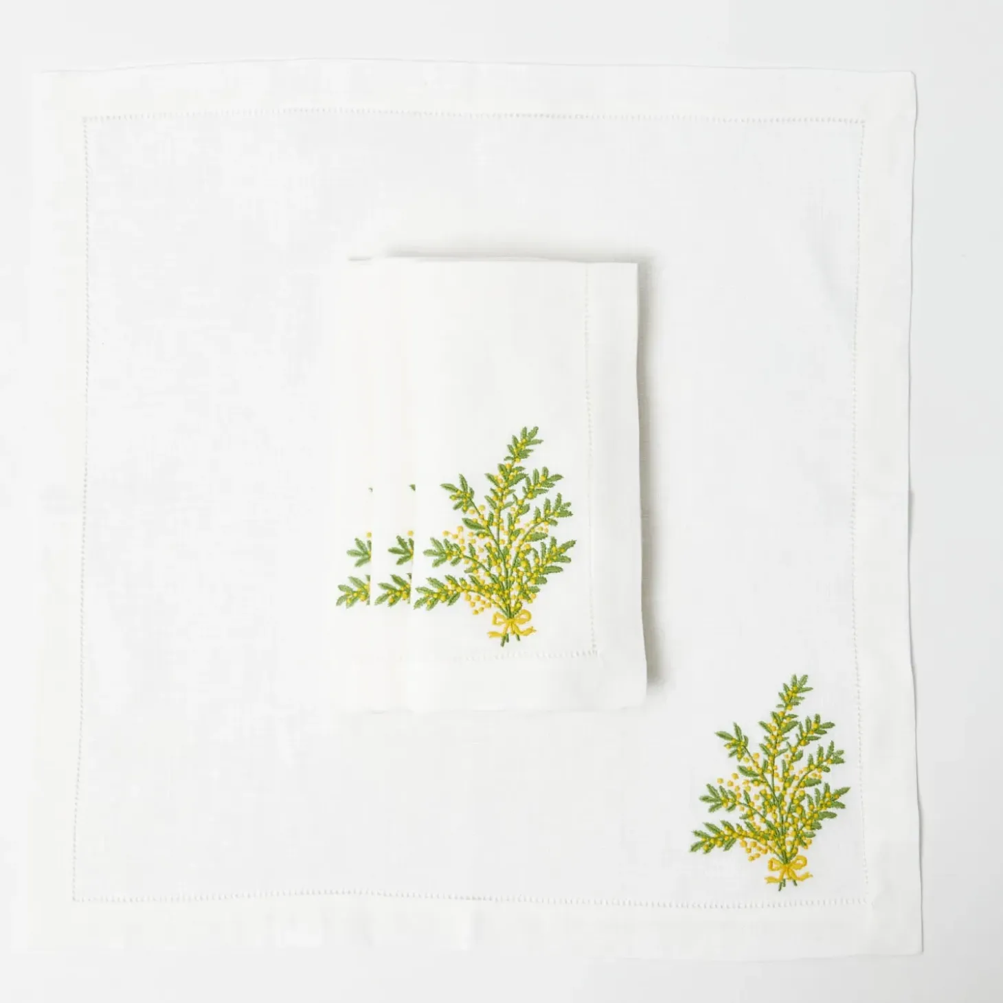 Mimosa White Linen Napkins (Set of 4)