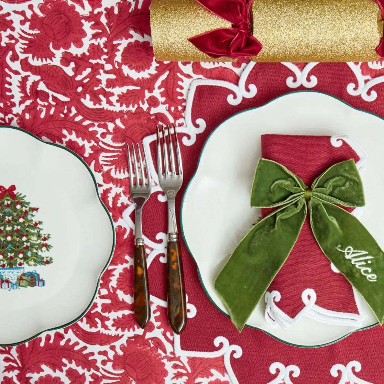Mrs. Alice Christmas Tree Starter Plate