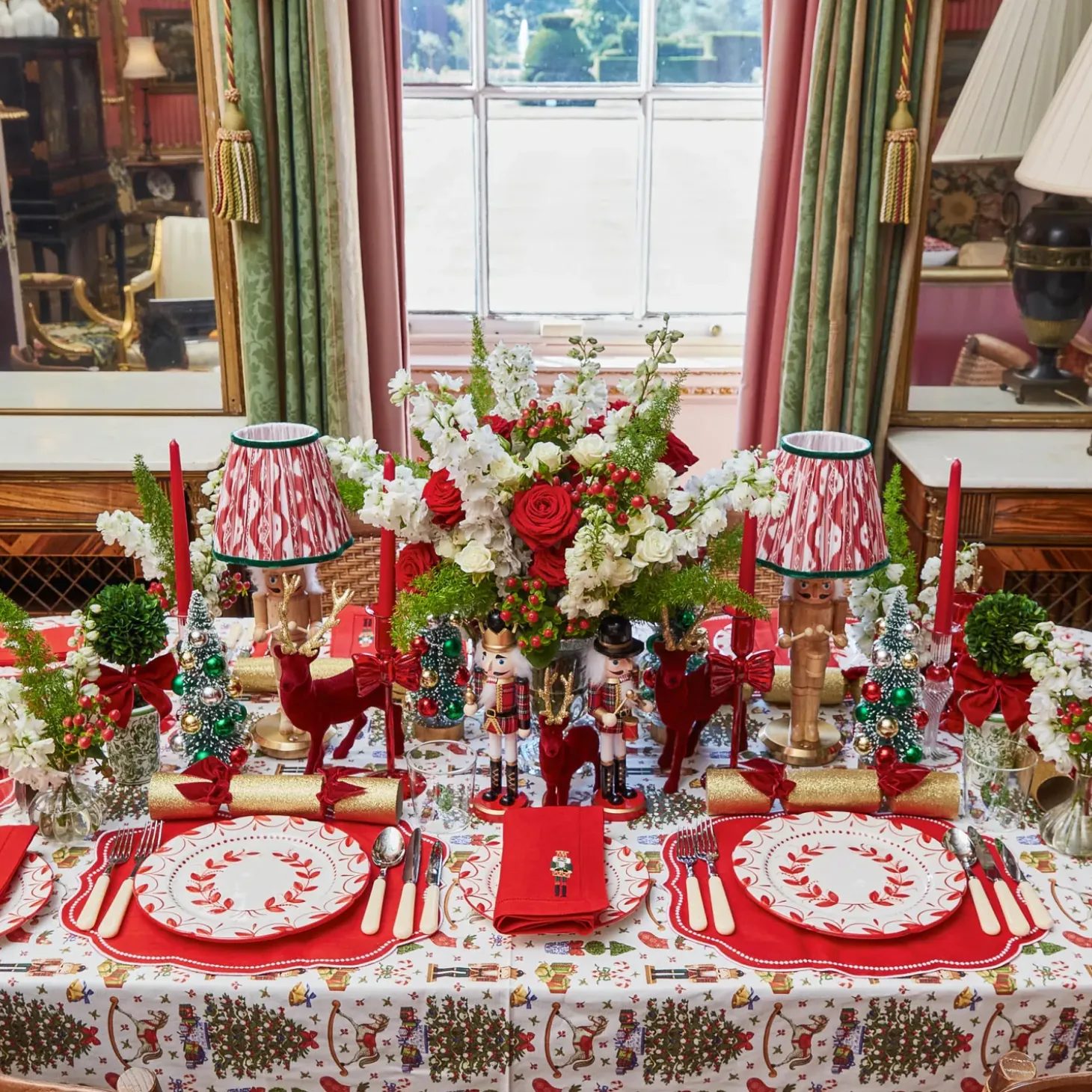 Mrs. Alice Christmas Tree Starter Plate