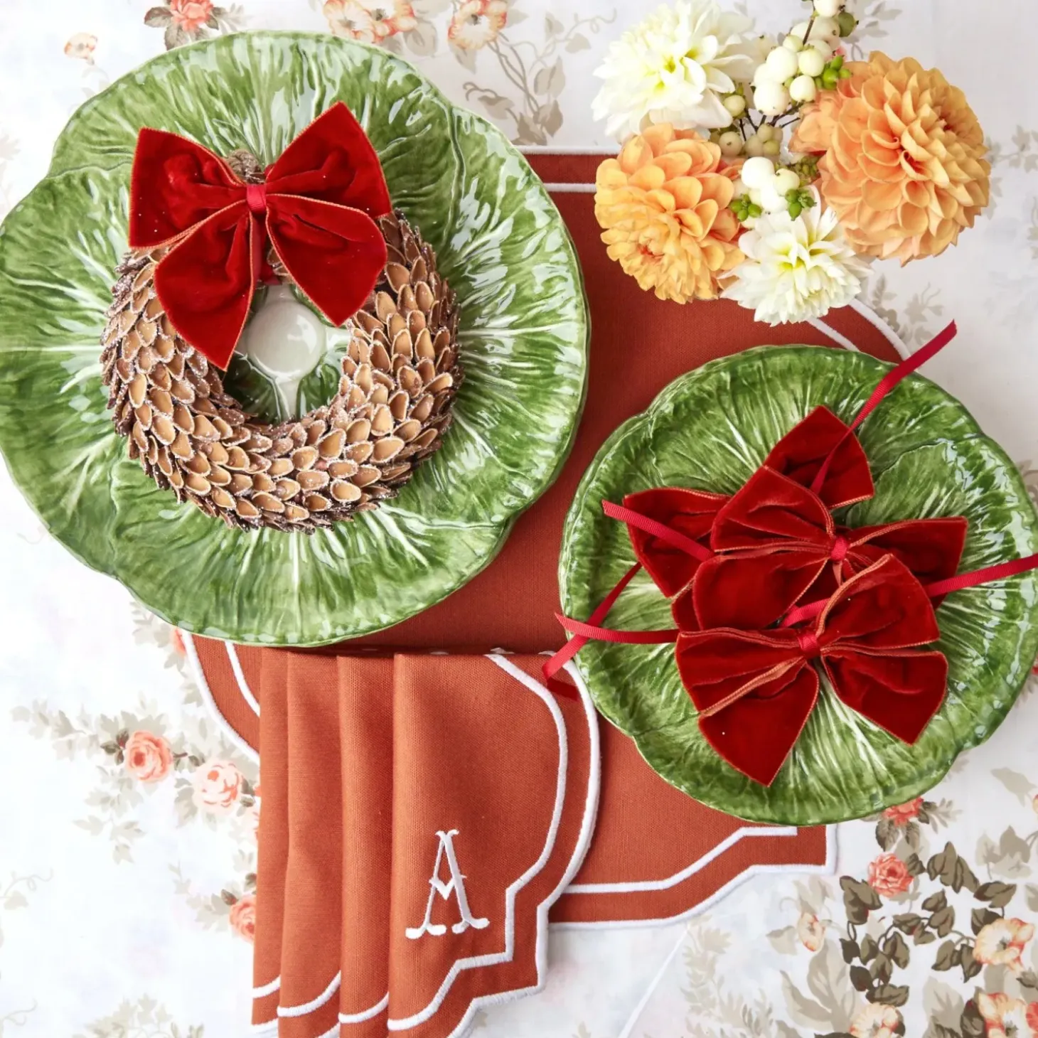 Nutshell Glitter Wreath (Set of 4)