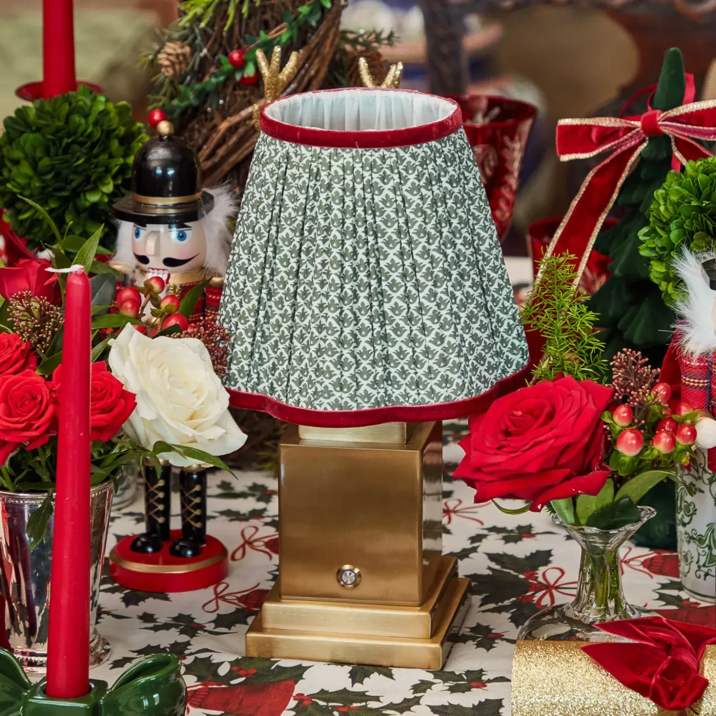 Olive & Red Lotus Lampshade (18cm)