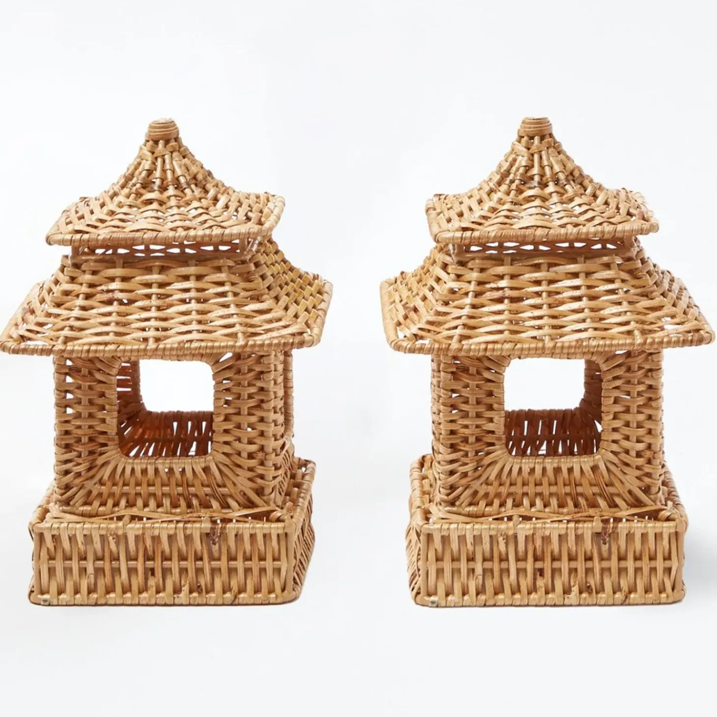Rattan Pagoda & Urn Vase Set