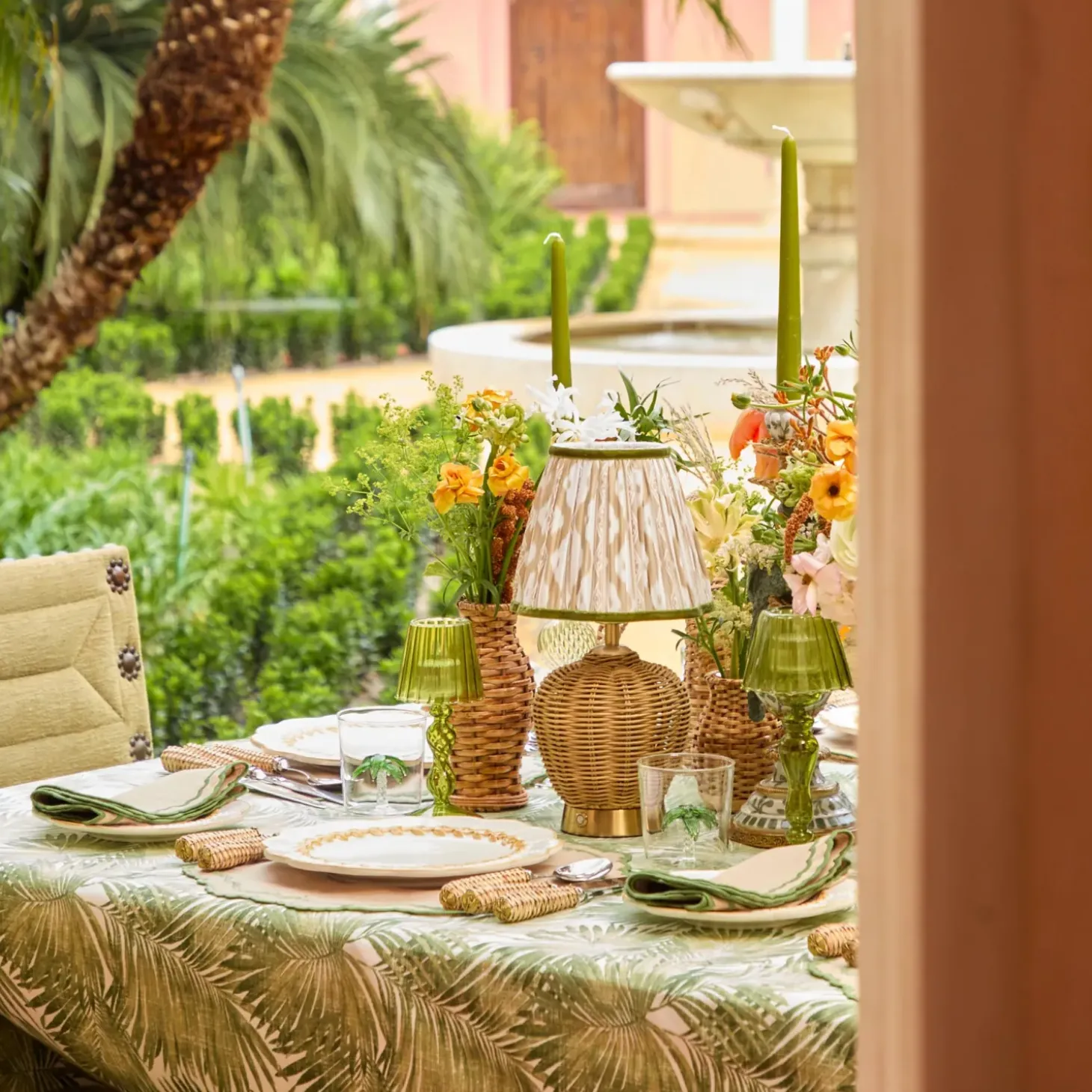 Rattan Ursula Rechargeable Lamp