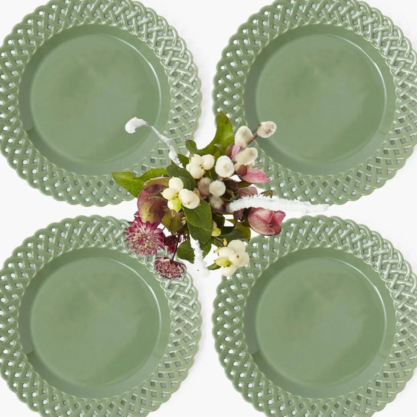 Sage Basketweave Starter Plates (Set of 4)