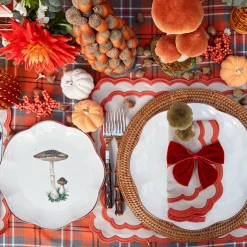 Scalloped Mushroom Starter Plate (Brown)