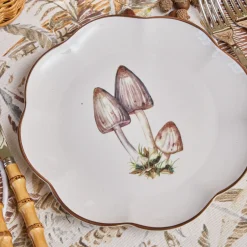 Scalloped Mushroom Starter Plates (Set of 4)