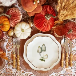 Scalloped Mushroom Starter Plate (Grey)