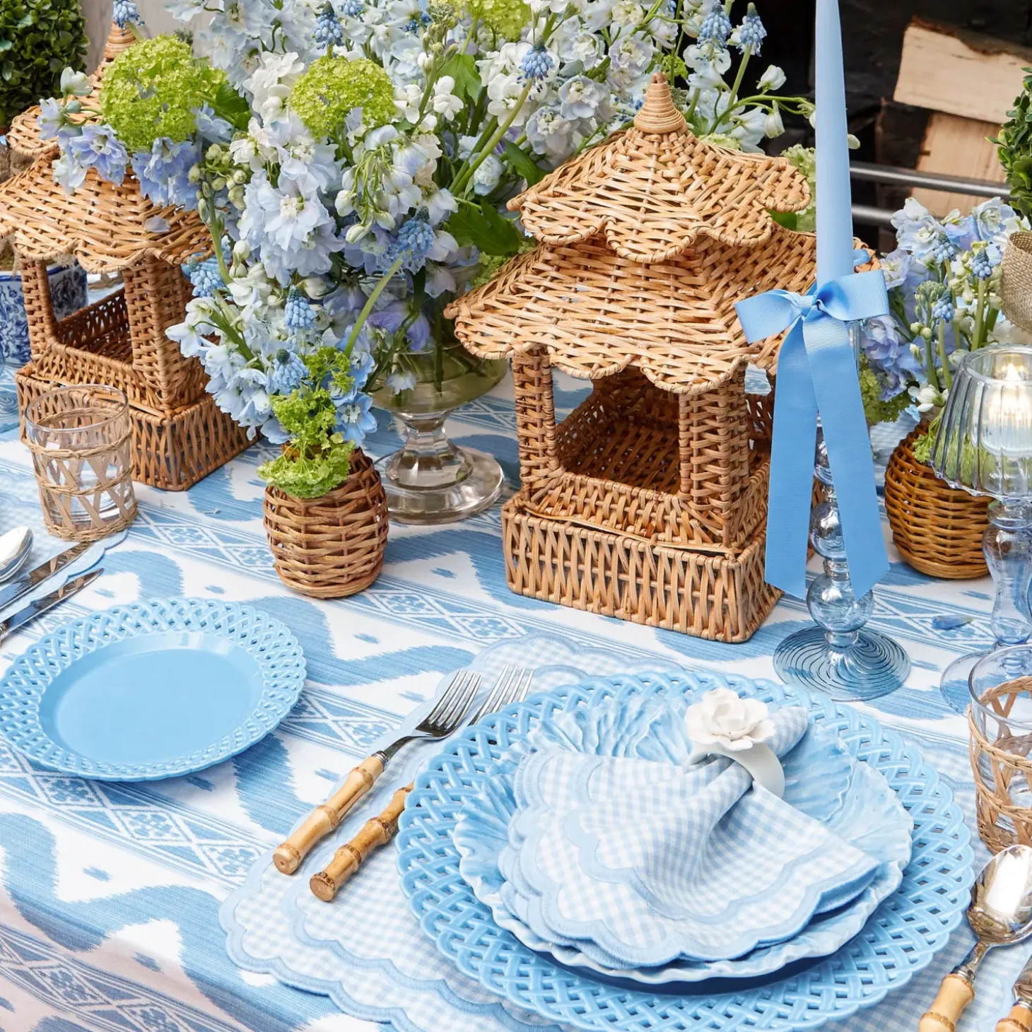 Scalloped Rattan Pagoda Lantern