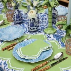 Serena Apple Green Scalloped Napkins (Set of 4)