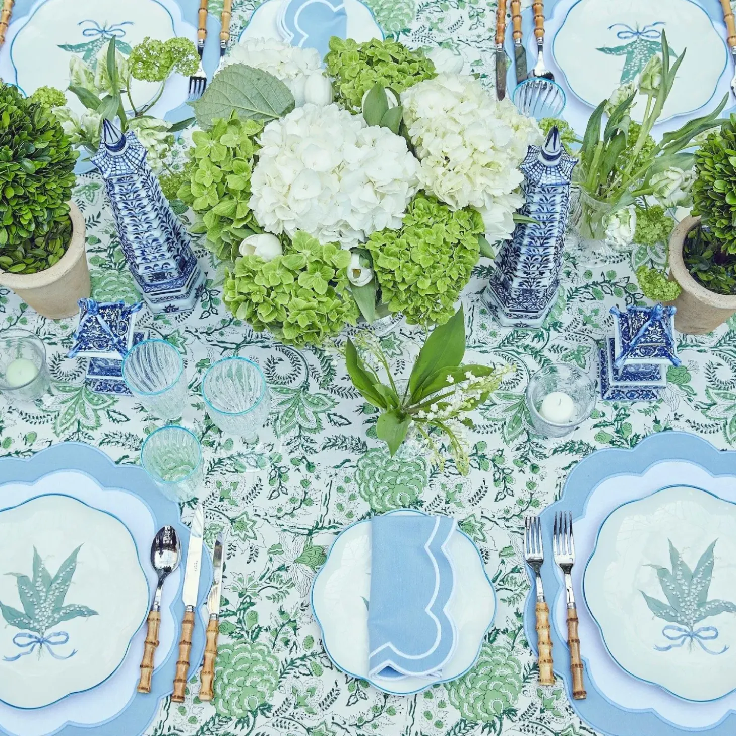 Serena Appliqué Blue Napkins (Set of 4)