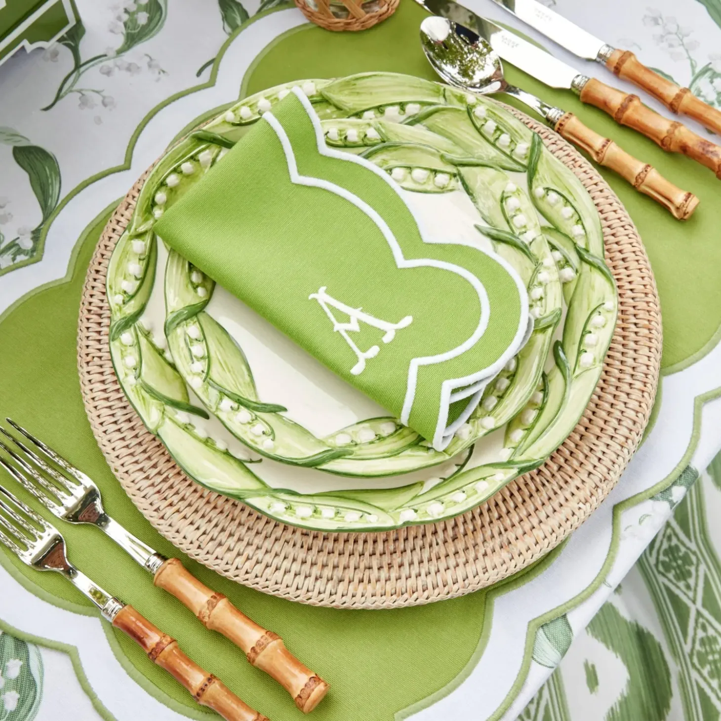 Serena Green Appliqué Napkins (Set of 4)