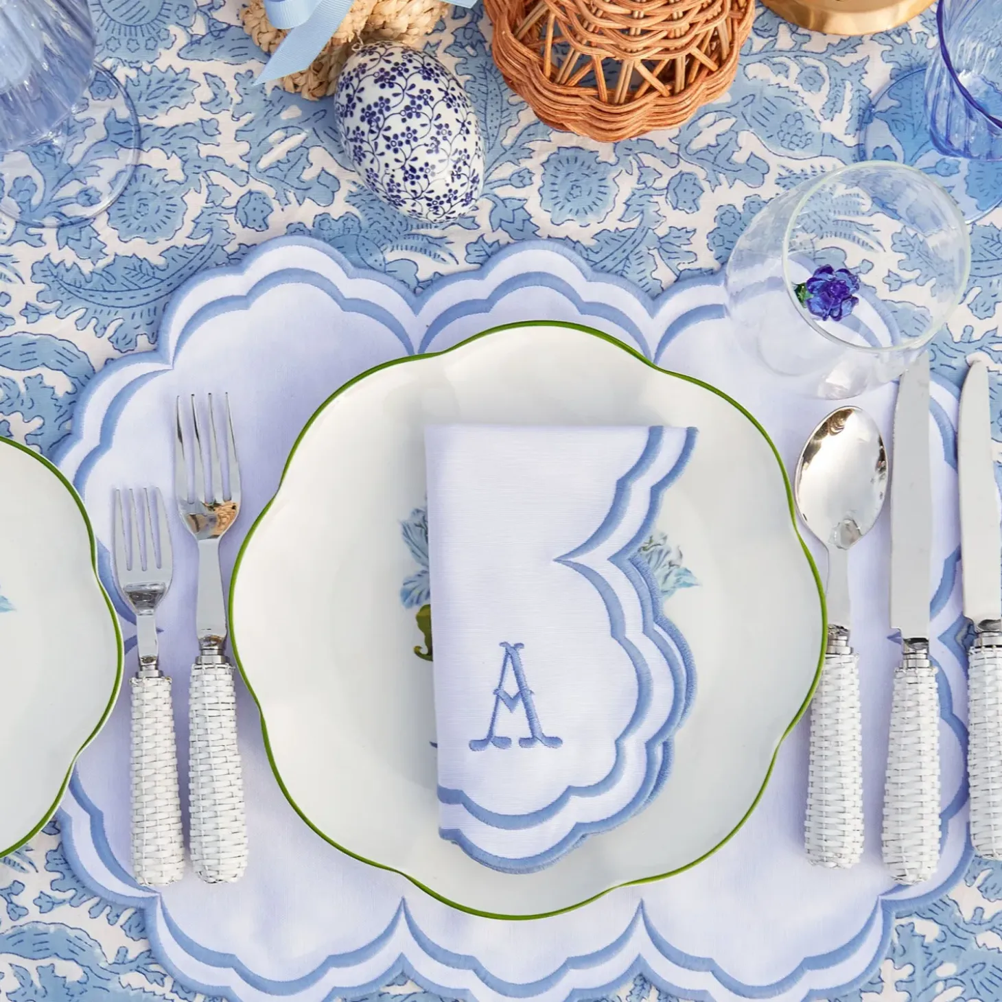 Serena White Napkins (Set of 4)