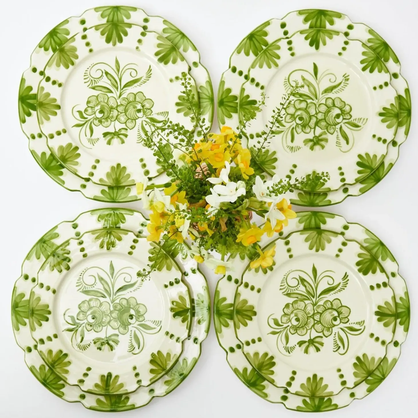 Seville Green Gardênia Dinner & Starter Plates (Set of 8)