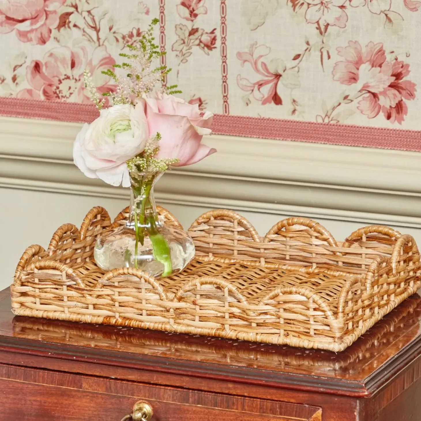 Small Scalloped Rattan Tray