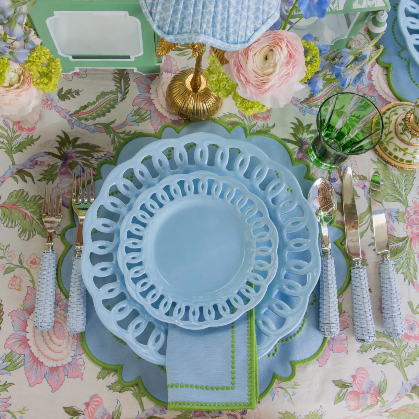 Soft Blue Lace Dinner & Starter Plates (Set of 8)