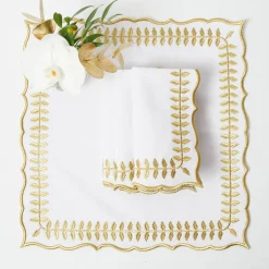 White & Gold Laurel Napkins (Set of 4)