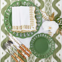 White & Gold Laurel Placemats (Set of 4)